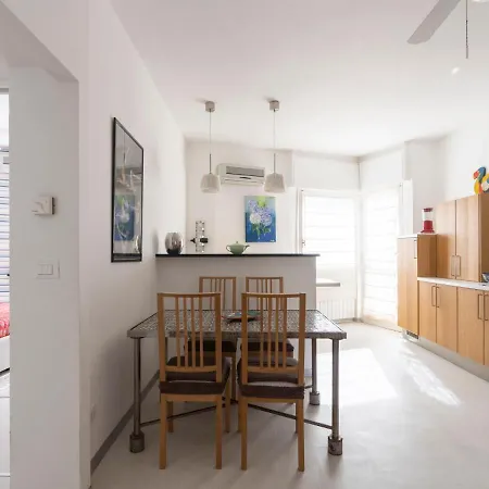Apartment Cala Del Forte View By Interhome Ventimiglia